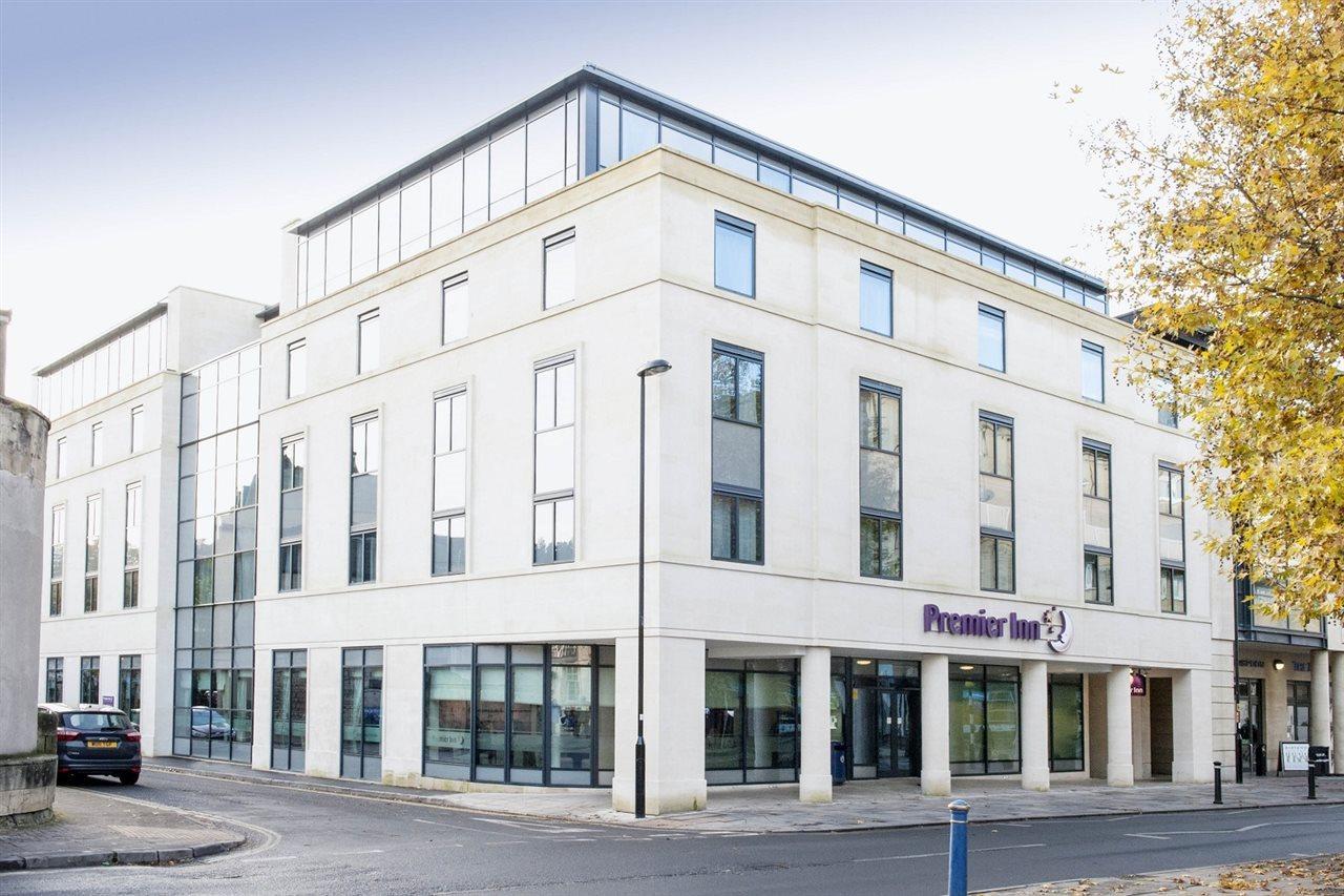 Premier Inn Bath City Centre Экстерьер фото